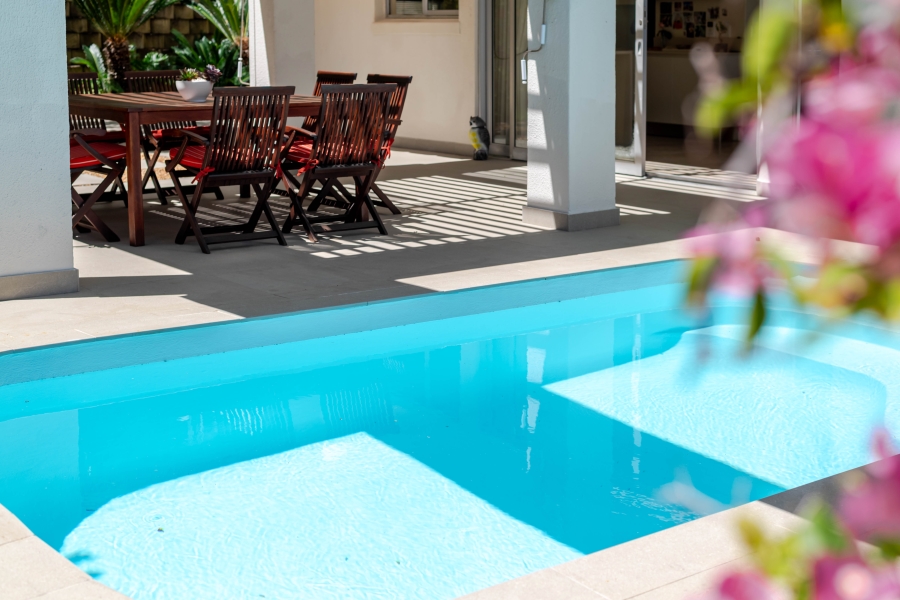 3 Bedroom Property for Sale in Sea Point Western Cape